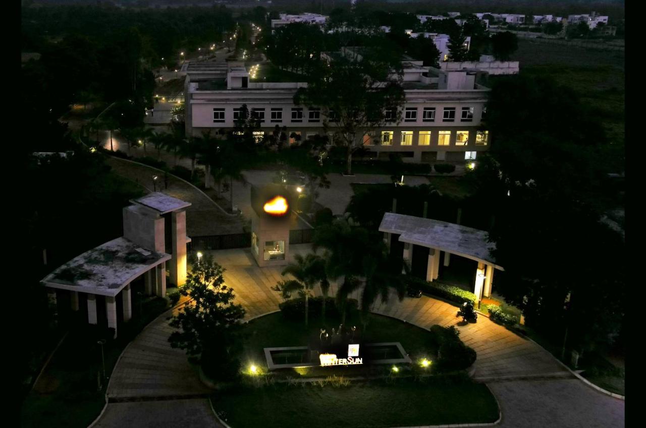 Spree Resort At Century Wintersun Dod Ballapur Ngoại thất bức ảnh